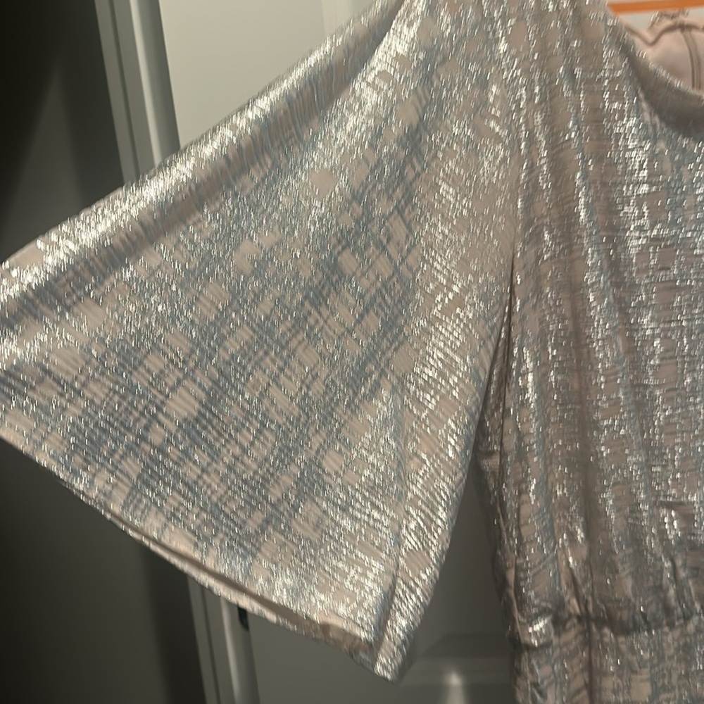Dress - Picture 2 of 9